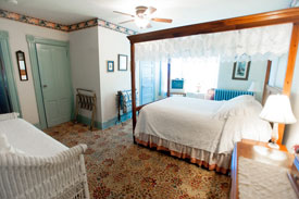Filomena Suite Rental in Cape May - Kitchen
